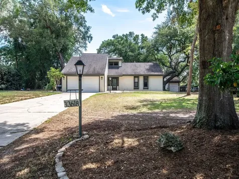 33618 Dolores Court Leesburg FL 34788