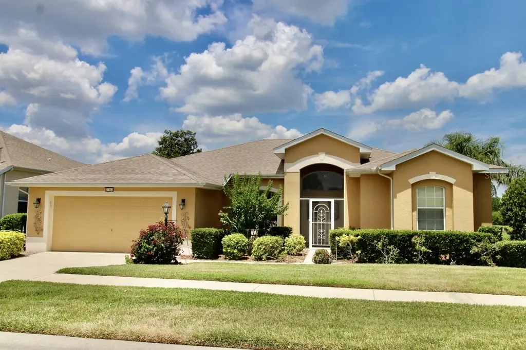27143 Nostalgia Drive Leesburg FL 34748