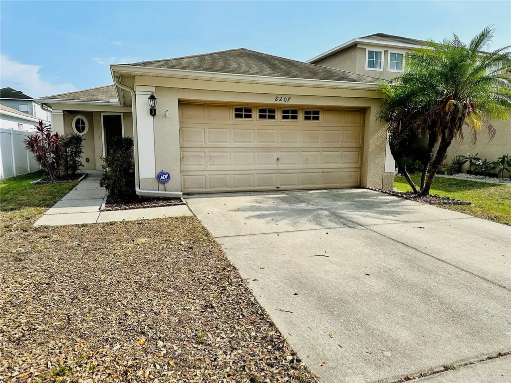 8207 Canterbury Lake Boulevard Tampa FL 33619