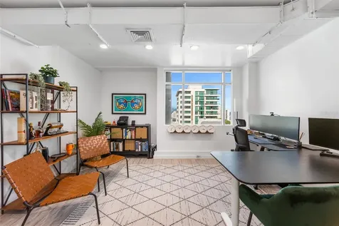 1519, Parada 23 Avenue Ponce De León, Esq Calle Del Parque San Juan PR 00908
