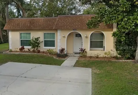 9824 83rd Street Seminole FL 33777