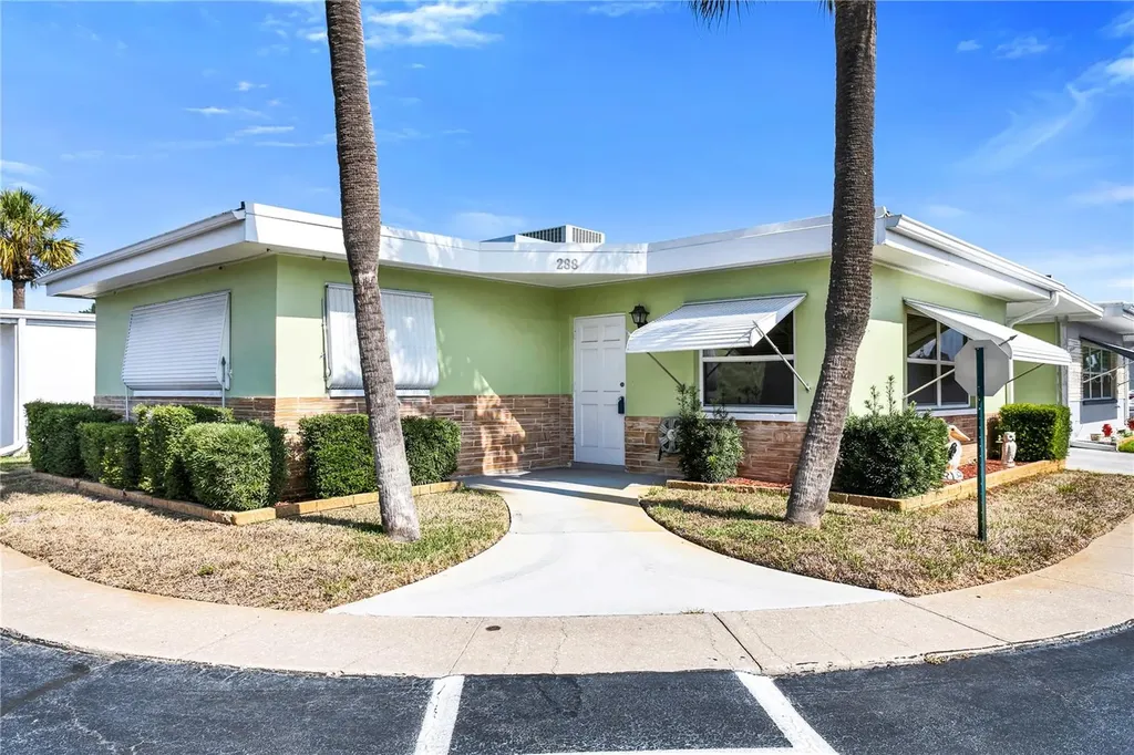 250 Rosery Road NW Largo FL 33770
