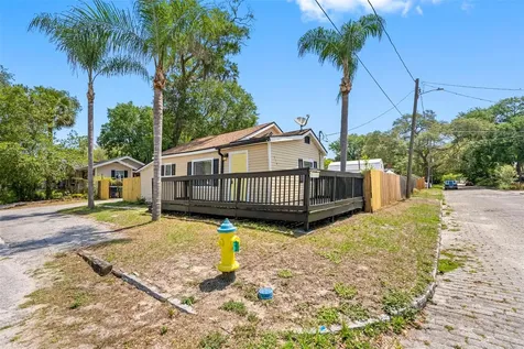 314 E Knollwood Street Tampa FL 33604