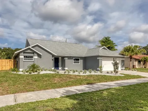 618 Eastpointe Court Sarasota FL 34232