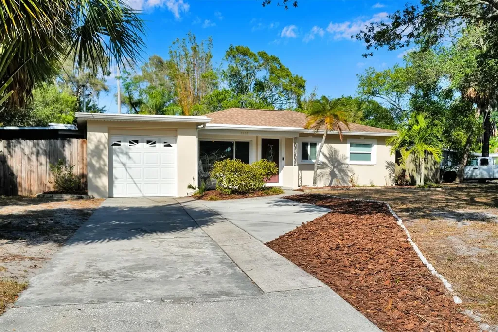 4307 W Knights Avenue Tampa FL 33611
