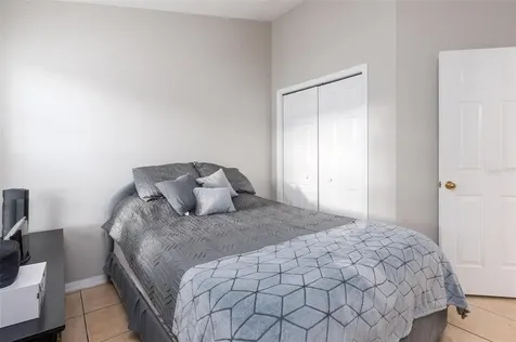 12715 Sunland Court Tampa FL 33625