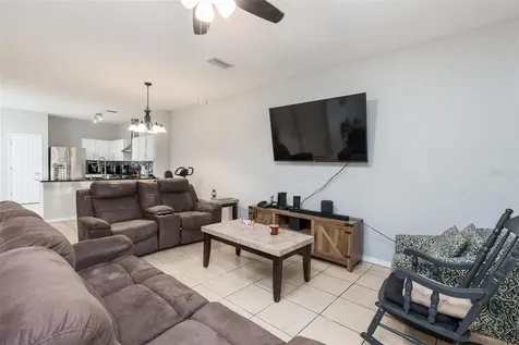 12715 Sunland Court Tampa FL 33625