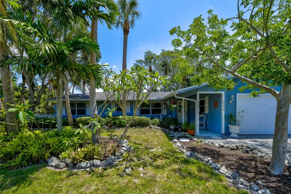 5355 Calle Florida Sarasota FL 34242