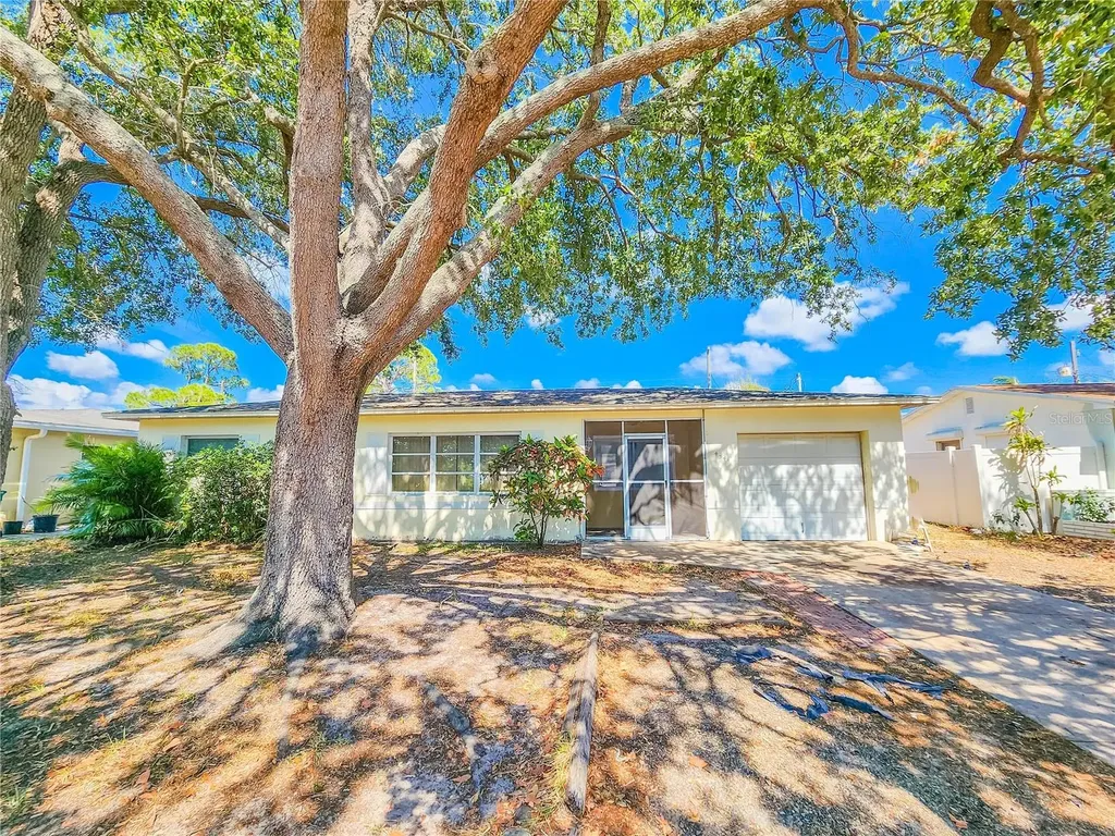 4341 59th Street N St Petersburg FL 33709