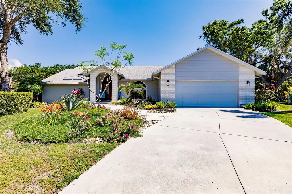 826 Harrowood Court Sarasota FL 34232