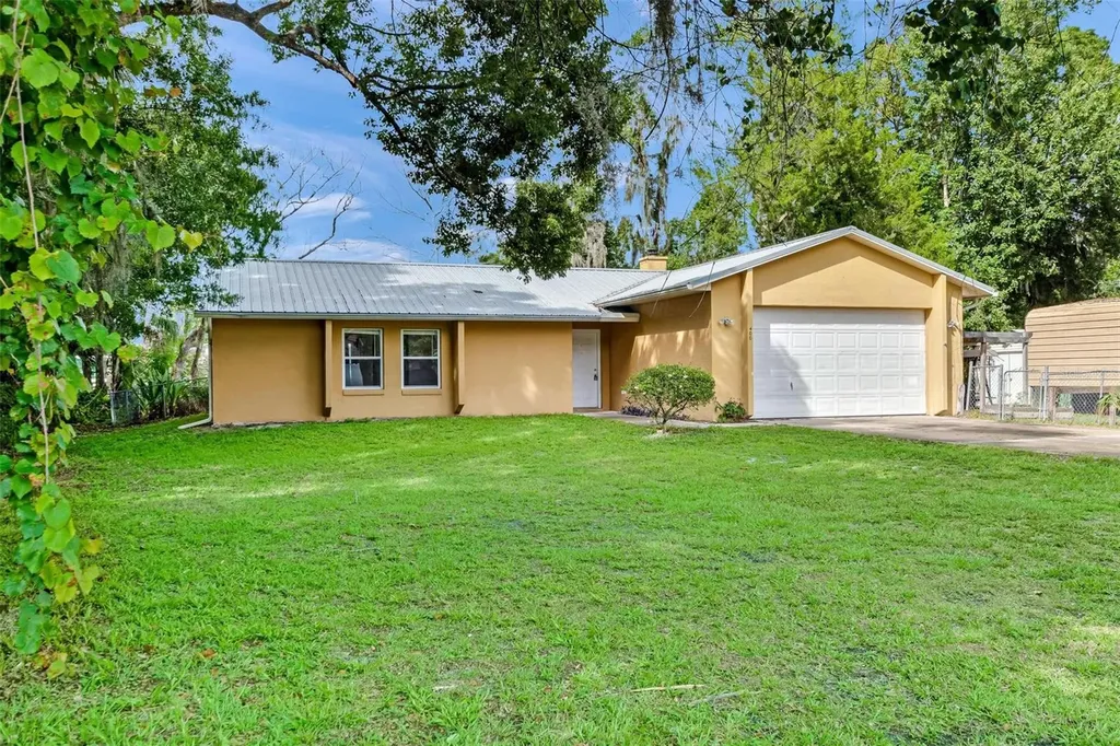 400 N Cherry Street Bunnell FL 32110
