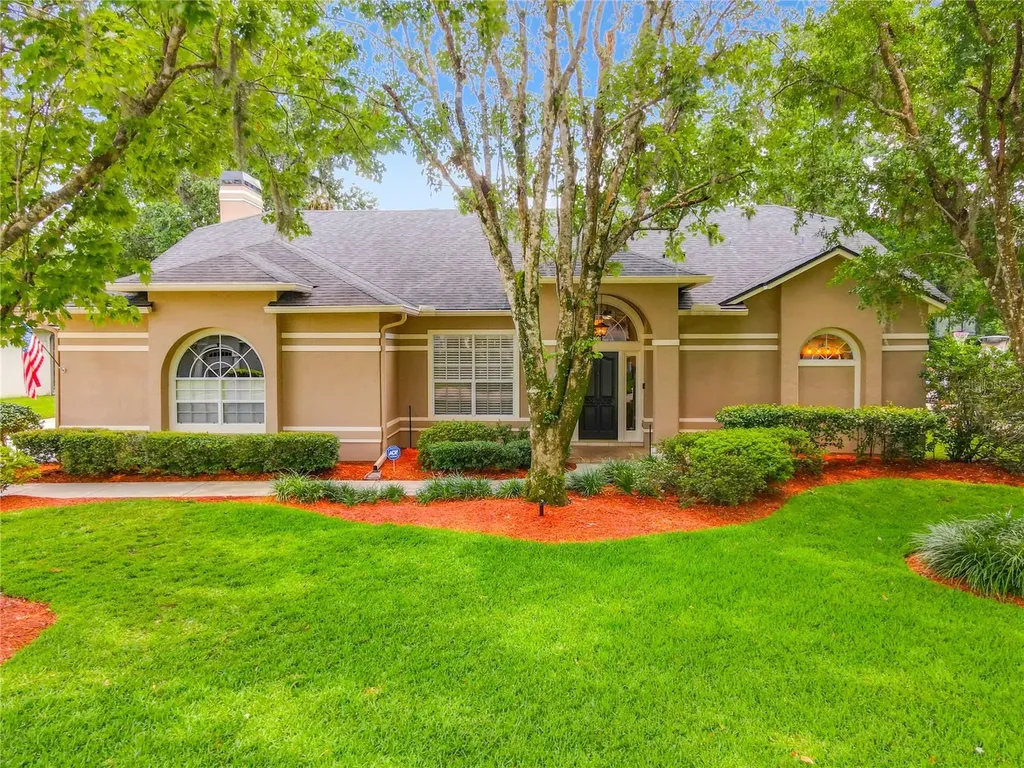 1932 Ayrshier Place Oviedo FL 32765