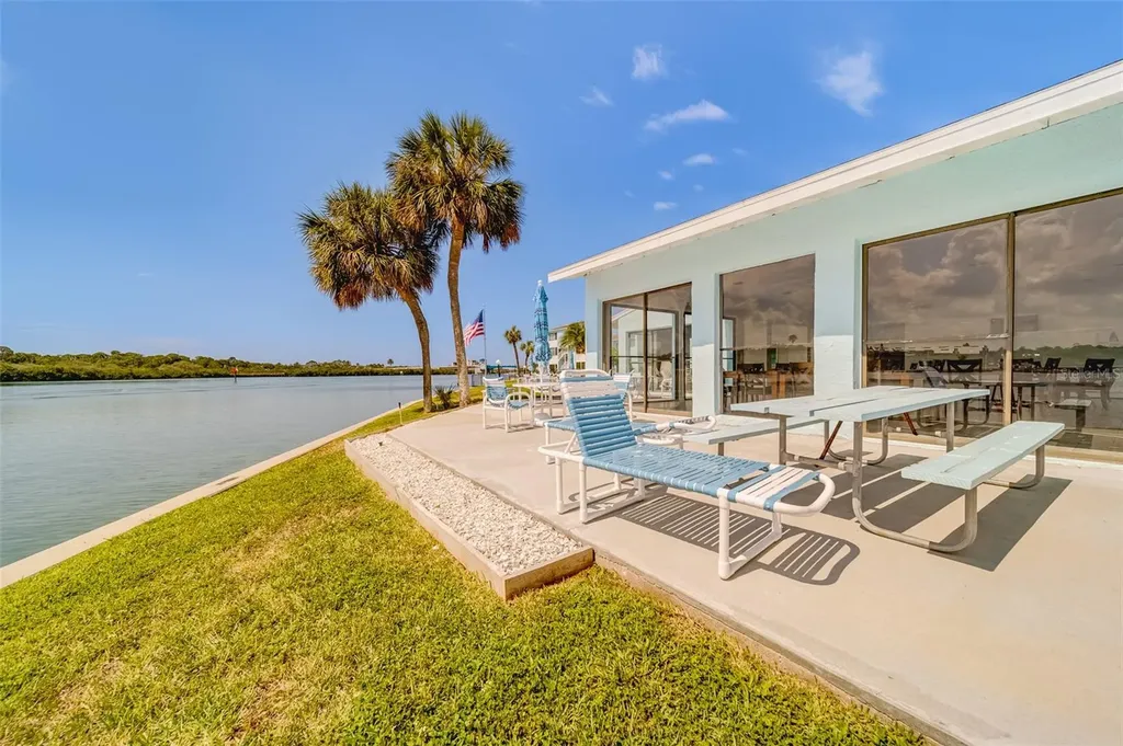 1 Windrush Boulevard Indian Rocks Beach FL 33785