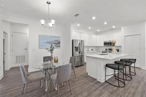 1014 SW 11th Place Cape Coral FL 33991
