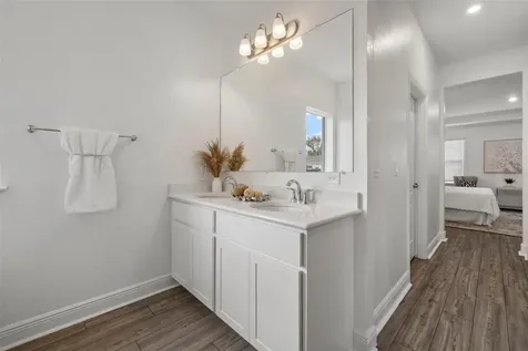 1014 SW 11th Place Cape Coral FL 33991