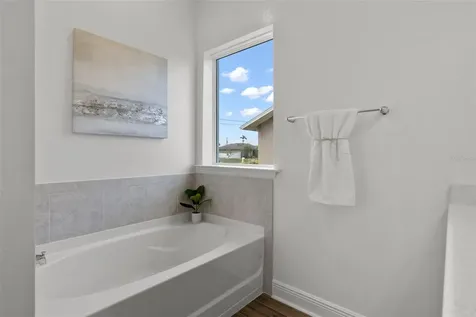 1014 SW 11th Place Cape Coral FL 33991
