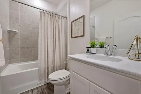 1014 SW 11th Place Cape Coral FL 33991