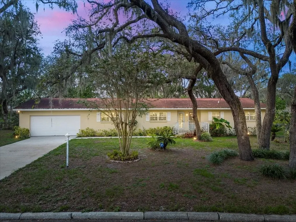 418 Belle View Avenue Temple Terrace FL 33617