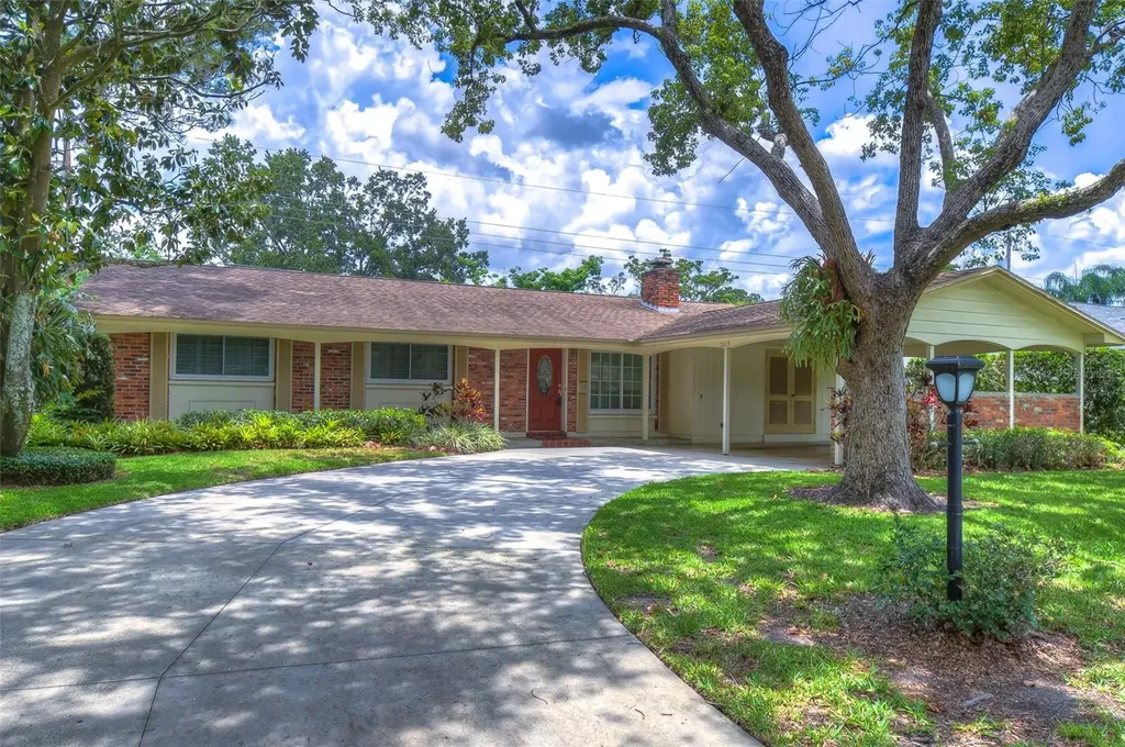 3315 Valencia Road Tampa FL 33618