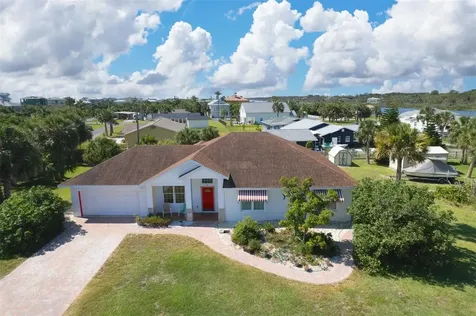 8 Driftway Terrace Flagler Beach FL 32136