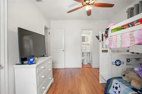 728 Langston Court Orlando FL 32804