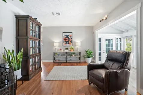728 Langston Court Orlando FL 32804