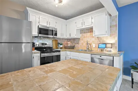 728 Langston Court Orlando FL 32804