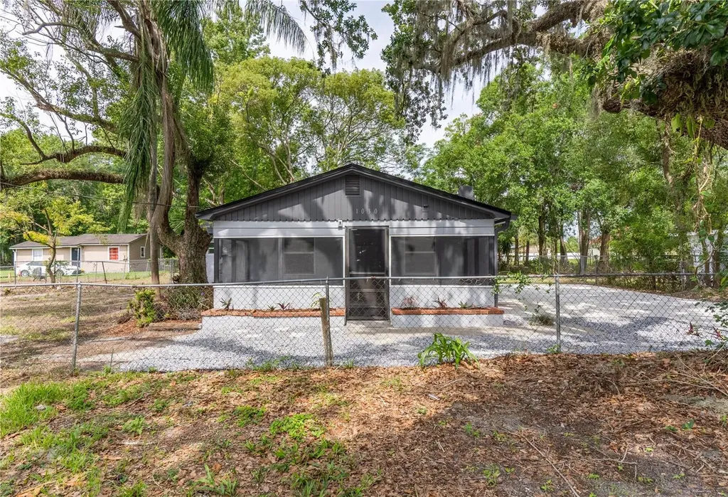 1030 Farwell Avenue Orlando FL 32807