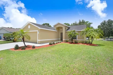 10732 Carloway Hills Drive Wimauma FL 33598