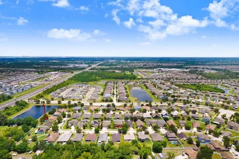 10732 Carloway Hills Drive Wimauma FL 33598