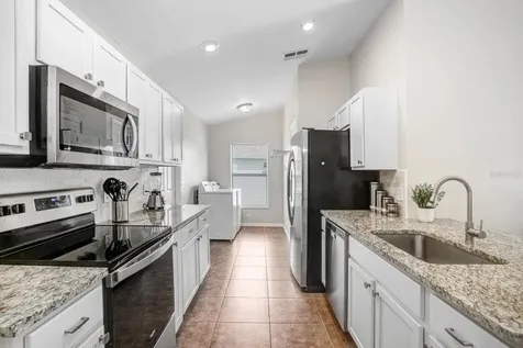 10732 Carloway Hills Drive Wimauma FL 33598