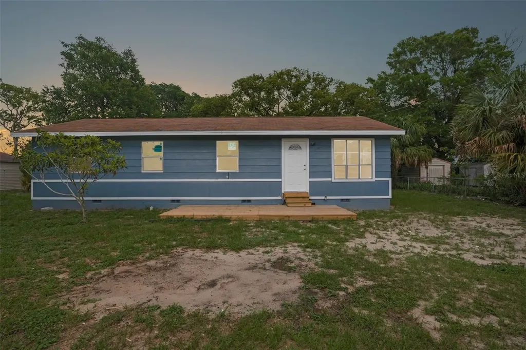 3411 N 52nd Street Tampa FL 33619