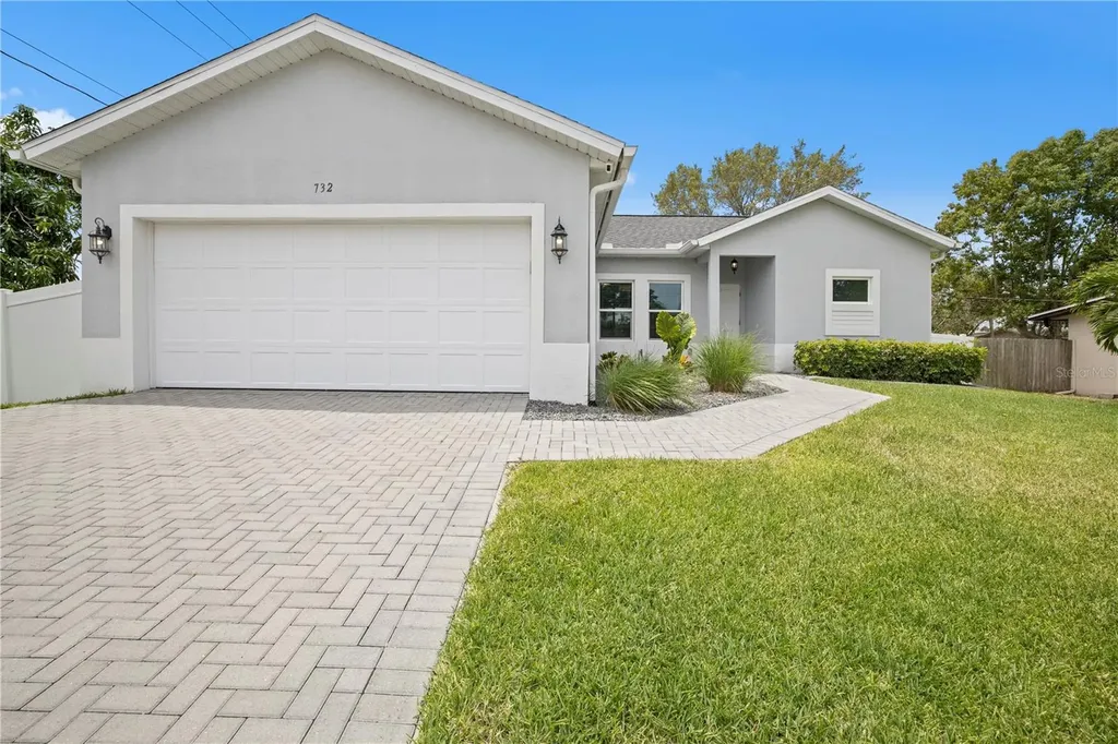 732 El Dorado Parkway E Cape Coral FL 33904
