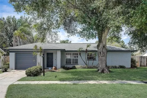 5018 Landsman Avenue Tampa FL 33625