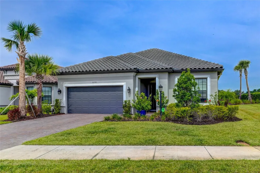 6238 Mesa Glen Bradenton FL 34203