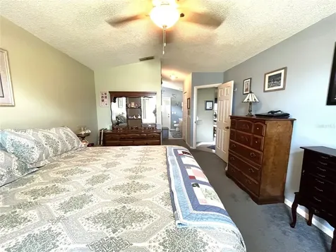 2277 Clearwater Drive Deltona FL 32738