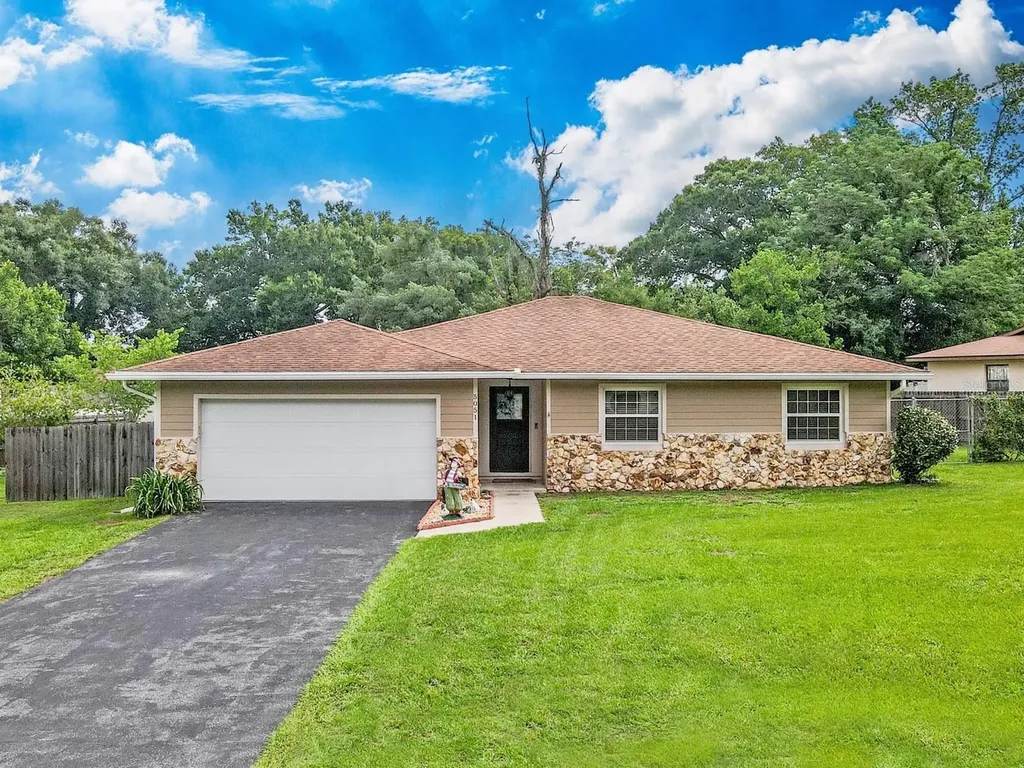 5051 NE 4th Street Ocala FL 34470