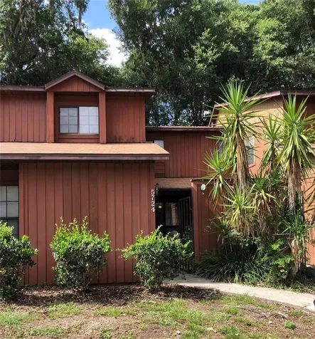 5724 SW 8th Place Gainesville FL 32607