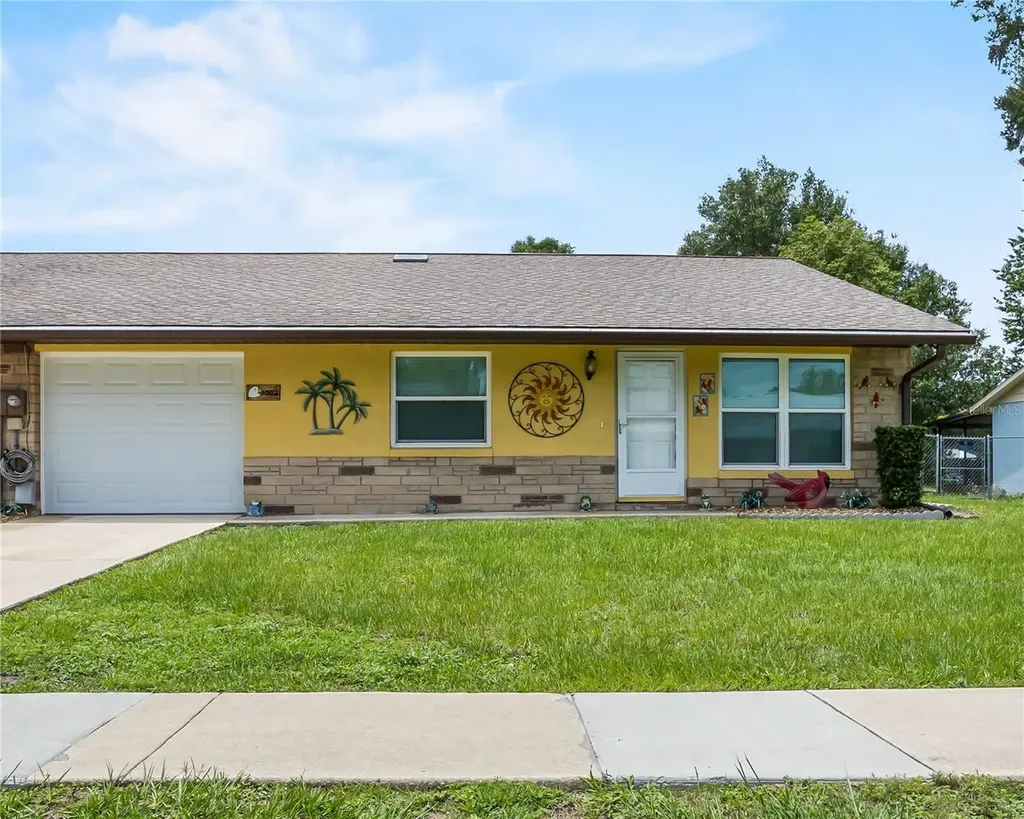 1002 Hartford Drive Deland FL 32724