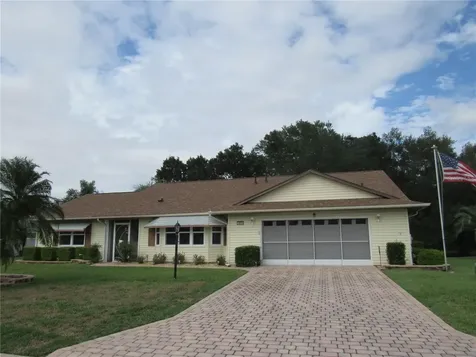 26630 Racquet Circle Leesburg FL 34748