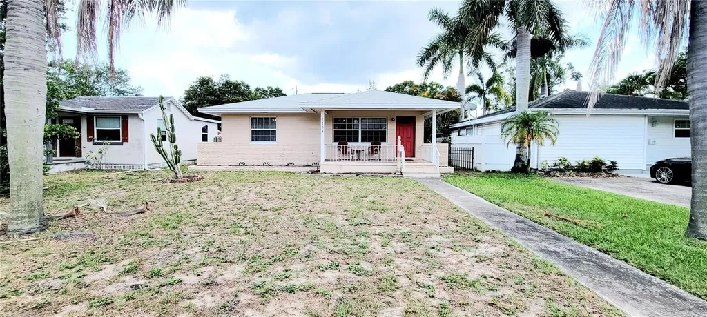 1734 30th Avenue N St Petersburg FL 33713