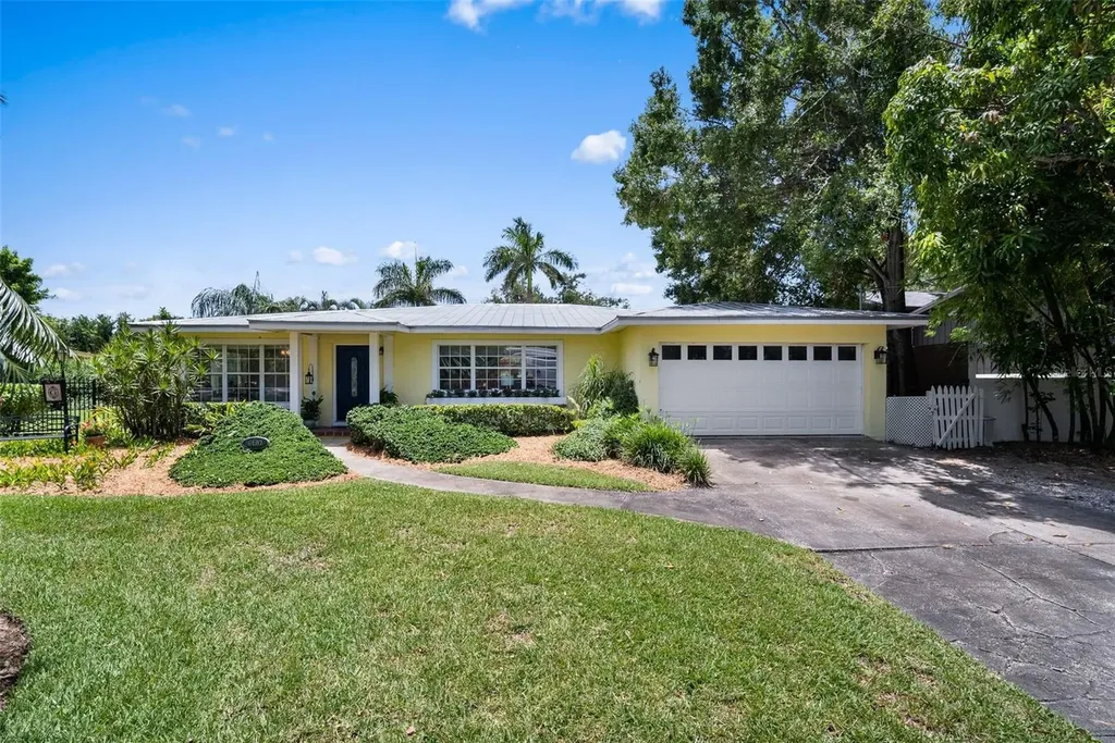 6107 14th Avenue Drive NW Bradenton FL 34209