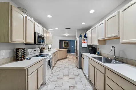 6107 14th Avenue Drive NW Bradenton FL 34209
