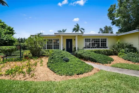 6107 14th Avenue Drive NW Bradenton FL 34209