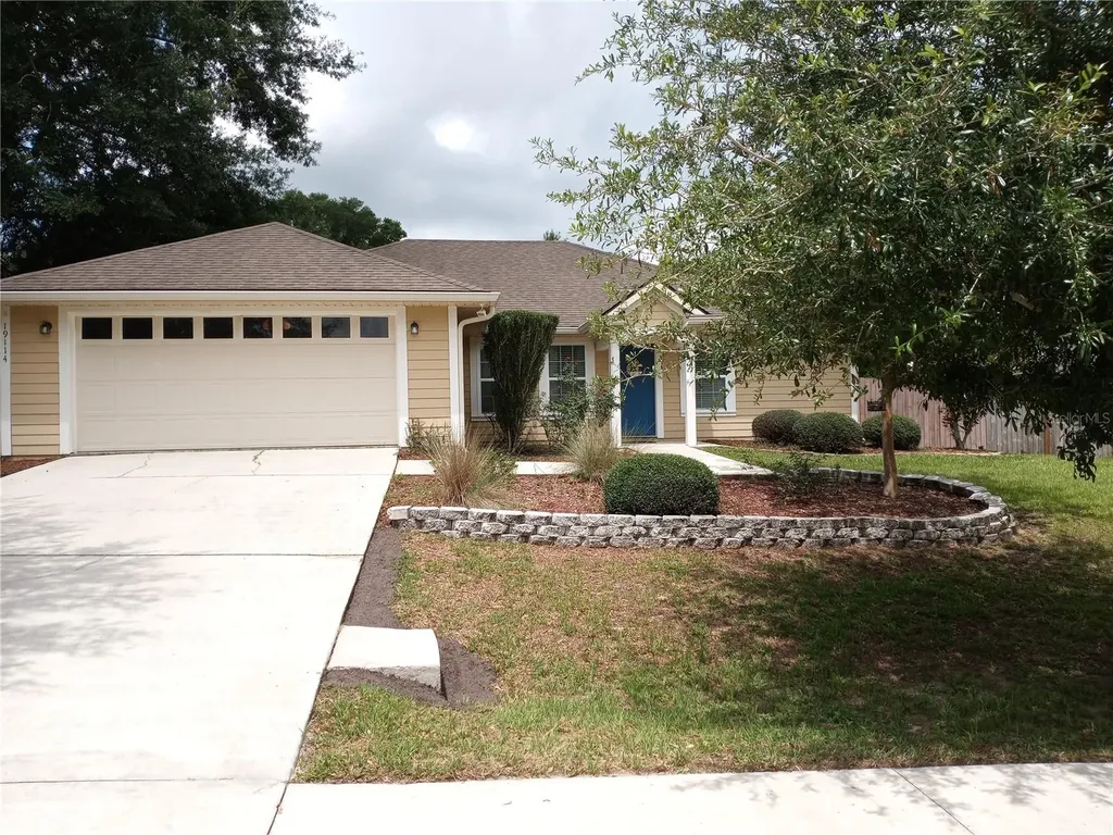 19114 NW 229th Street High Springs FL 32643