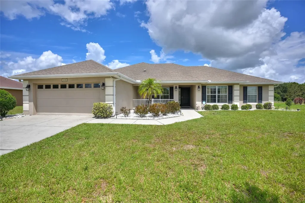 1528 Blue Sky Boulevard Haines City FL 33844