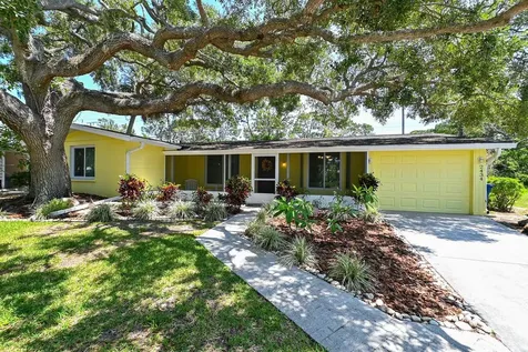 2434 Gulf Gate Drive Sarasota FL 34231