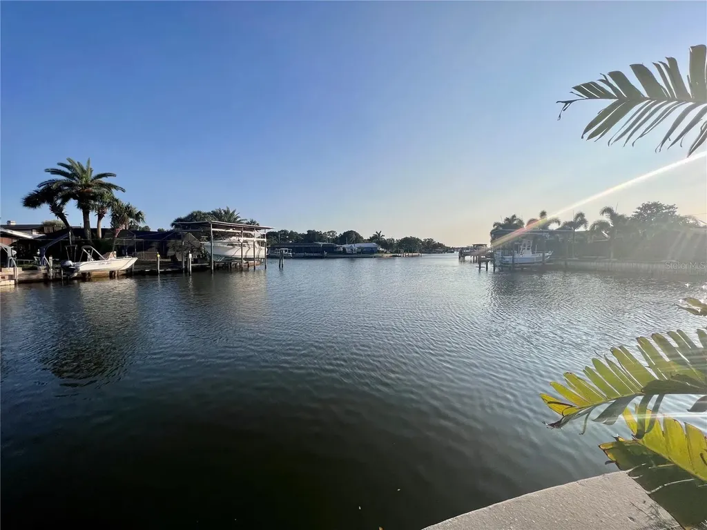 1796 Brookside Boulevard Largo FL 33770