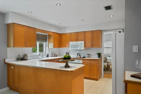 10508 Homestead Drive Tampa FL 33618