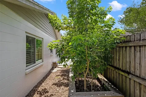 10508 Homestead Drive Tampa FL 33618